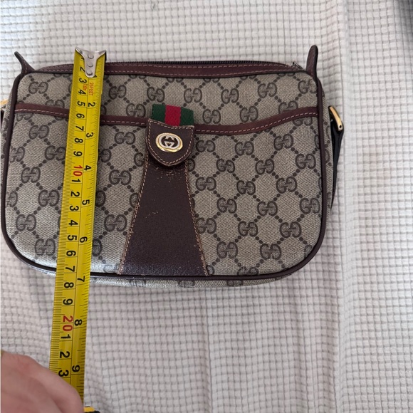 Authentic Gucci Beige and Brown Crossbody Bag with dust bag - Picture 17 of 17